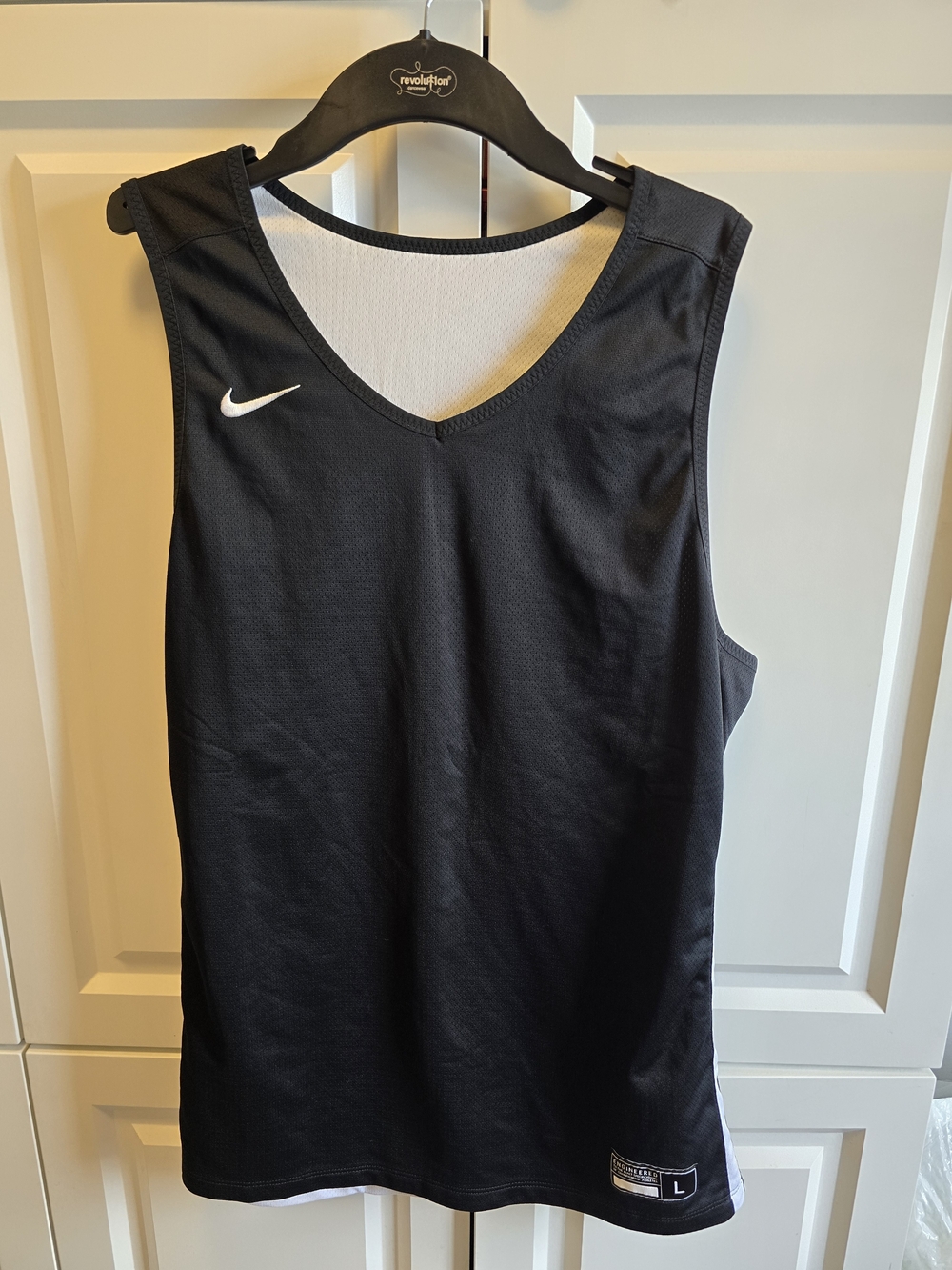 Nike Men's Reversible Black & White  Basketball Jersey Large Tank